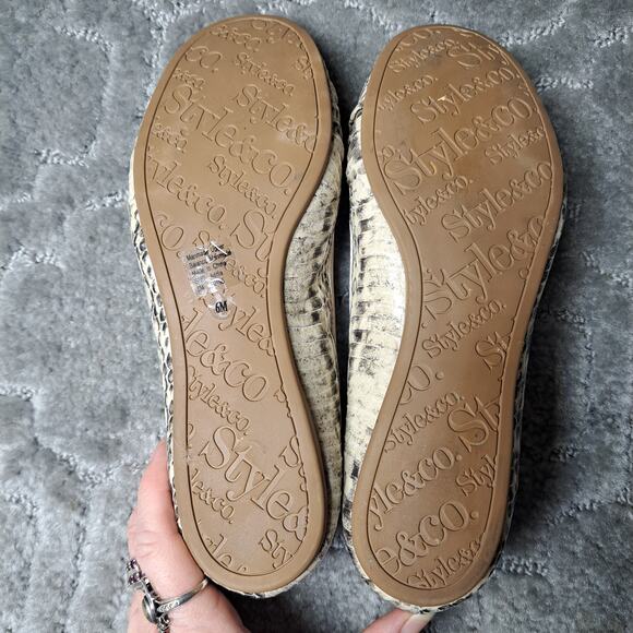 Style&Co Beige Snakeskin Ballet Flats WOMENS SIZE 6M casual slip ons coquette - Picture 7 of 8